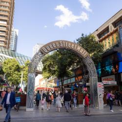 Queen Street Mall, Brisbane Accommodation Massachusetts