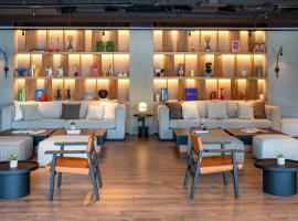 INNSiDE by Meliá Madrid Valdebebas Accommodation Massachusetts