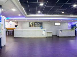 ibis budget Paris Porte De Montmartre Accommodation Massachusetts
