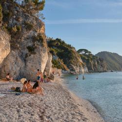 Elba Accommodation Massachusetts