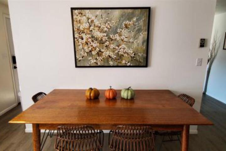 New! Cozy Duplex In Historic North End - thumb 1