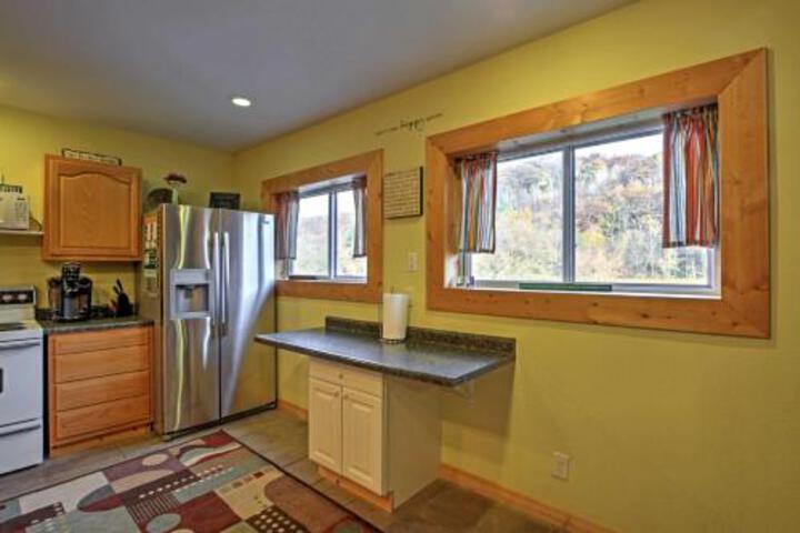 Unique Renovated Winona Barn W / 2 Decks On 80 Acres - thumb 3