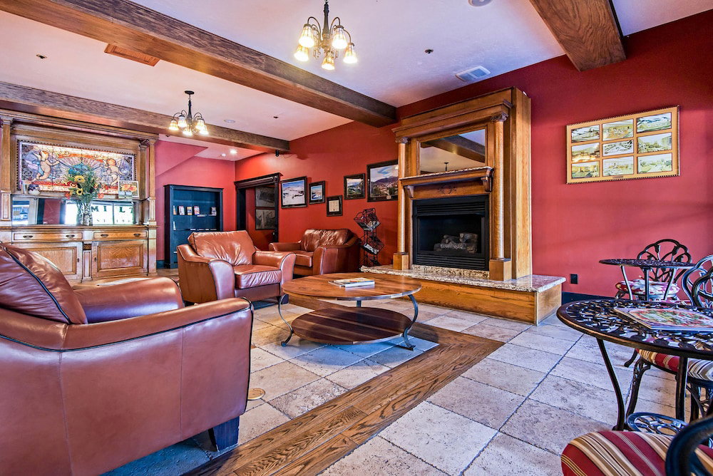 Treasure Mountain Inn - thumb 2