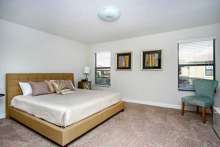 Florint Pool Homes - thumb 3