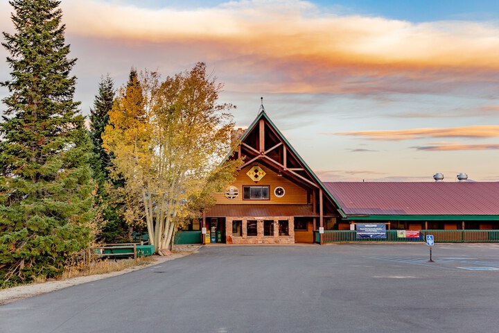 YMCA Of The Rockies Snow Mountain Ranch - thumb 3