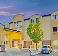 Days Inn by Wyndham Lehi - Accommodation Massachusetts
