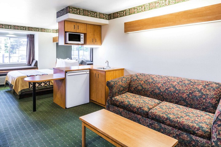 Super 8 By Wyndham Pride Midvale/Midvalley/Salt Lake City - thumb 6