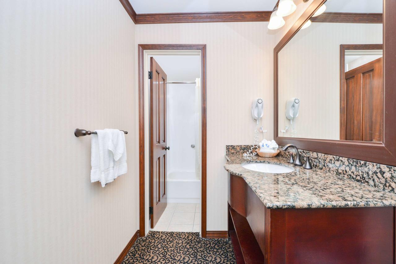 Best Western Edgewater Resort - thumb 28