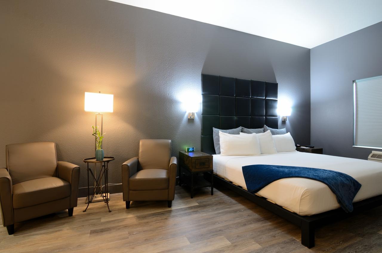 Wood River Inn & Suite - thumb 1