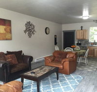 Updated Duplex w/Access to Boating Golfing  More - Accommodation Massachusetts