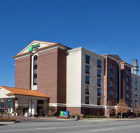 Holiday Inn Express Hotel  Suites Indianapolis Dtn-Conv Ctr Area - Accommodation Massachusetts