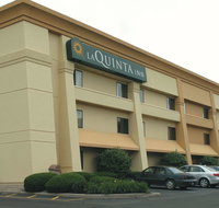 La Quinta Inn by Wyndham Indianapolis Airport Executive Dr - Accommodation Massachusetts
