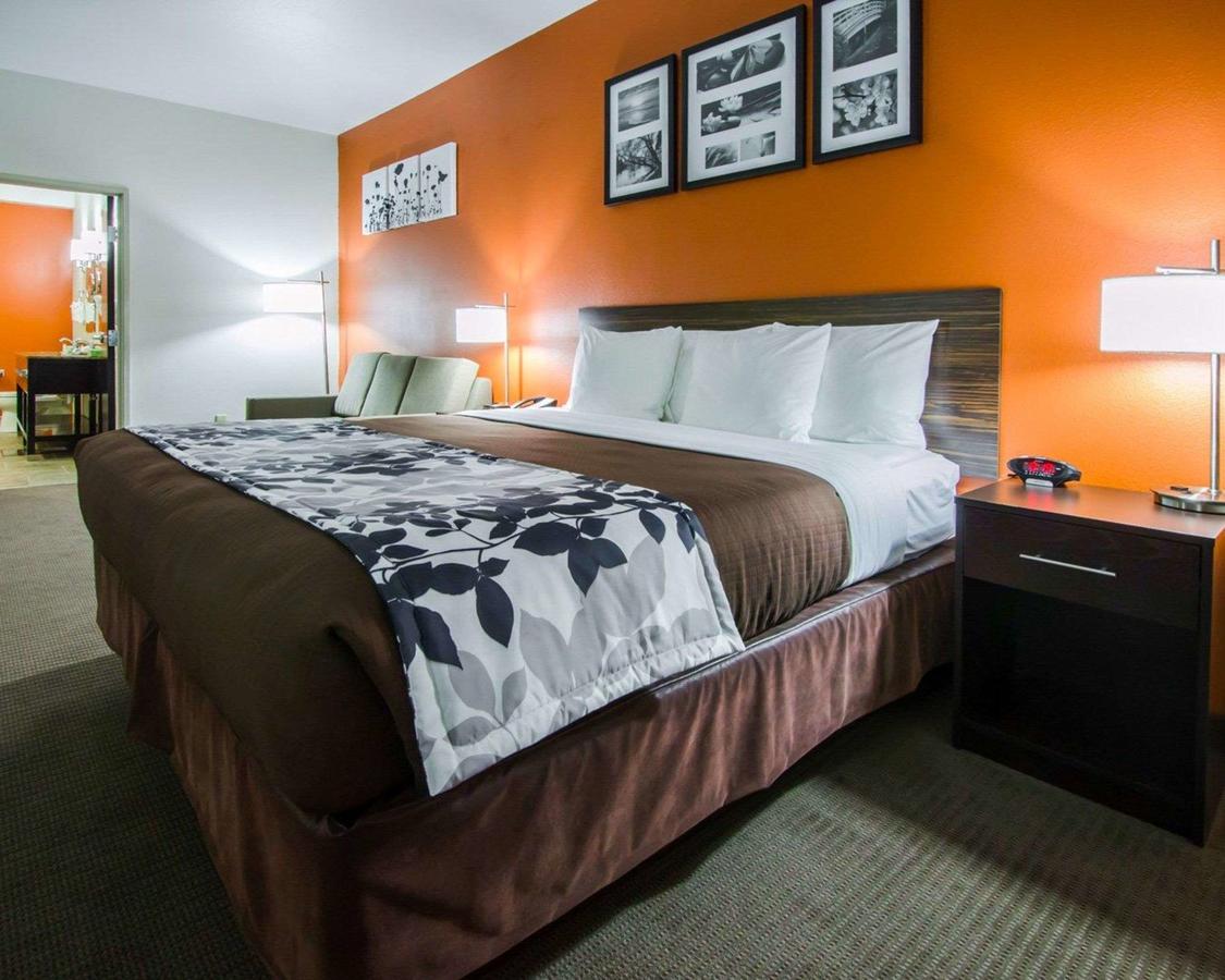 Sleep Inn & Suites And Conference Center Downtown - thumb 28
