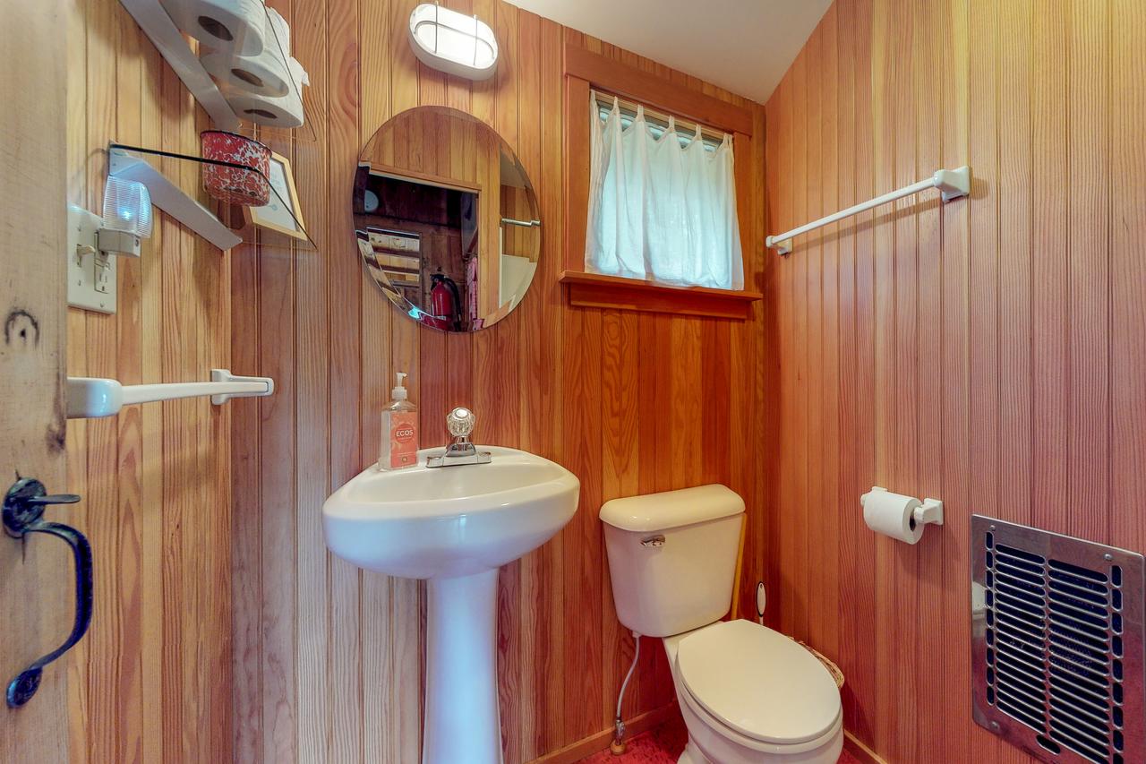 Sailor's Cabin - thumb 14
