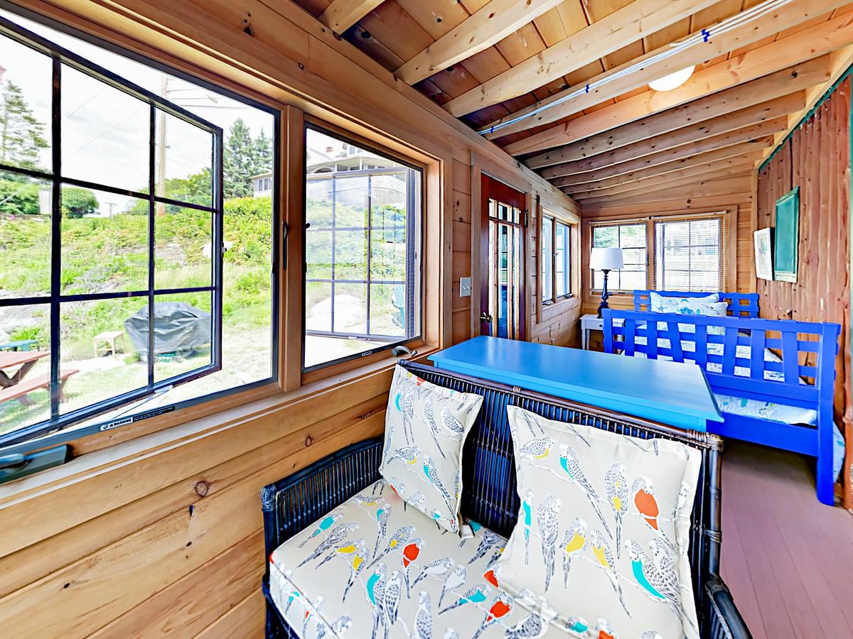 226 Shore Rd Cabin - thumb 6