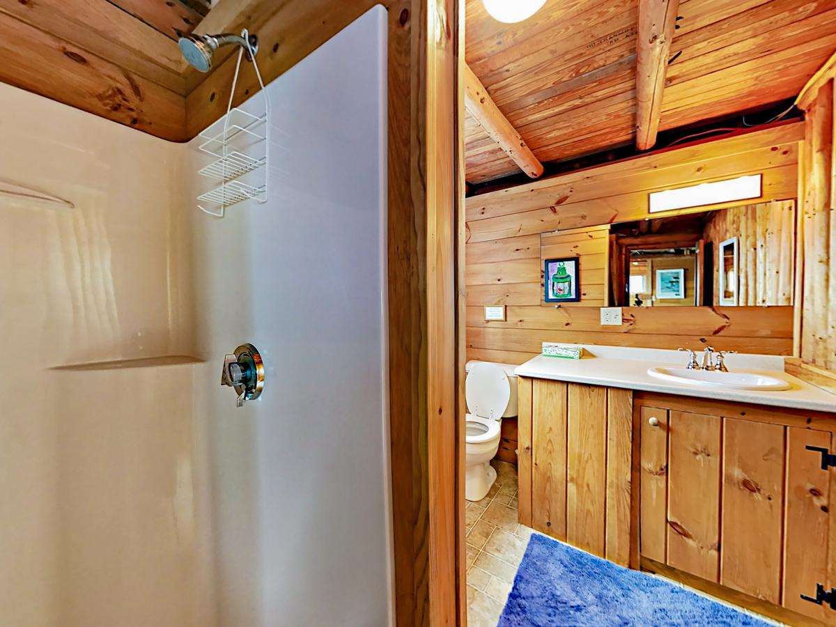 226 Shore Rd Cabin - thumb 7
