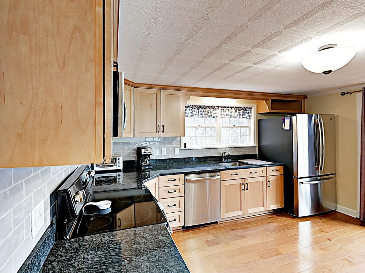 Boothbay Harbor Home - thumb 14