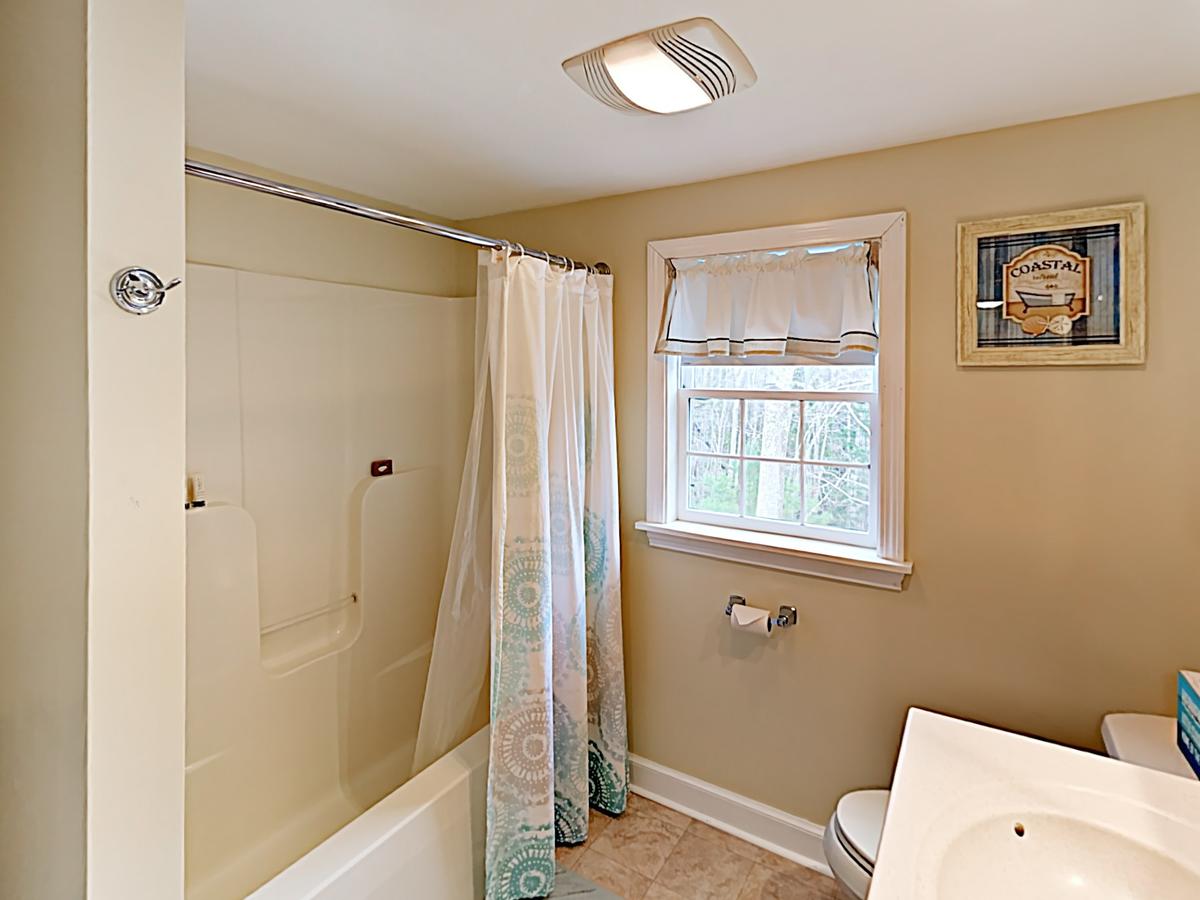 Boothbay Harbor Home - thumb 20
