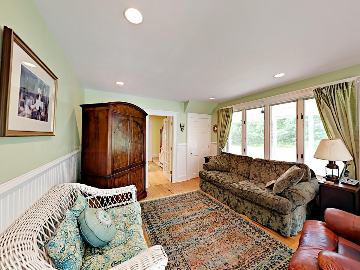 42 Van Horn Farmhouse Home - thumb 24