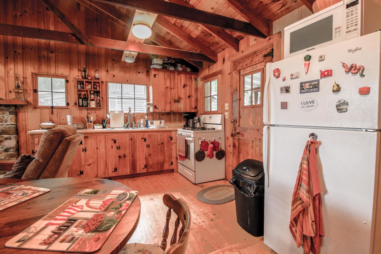 Cabin On The Shore - thumb 7