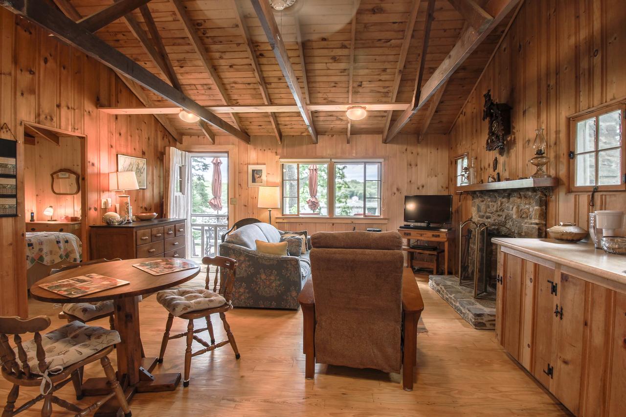 Cabin On The Shore - thumb 3