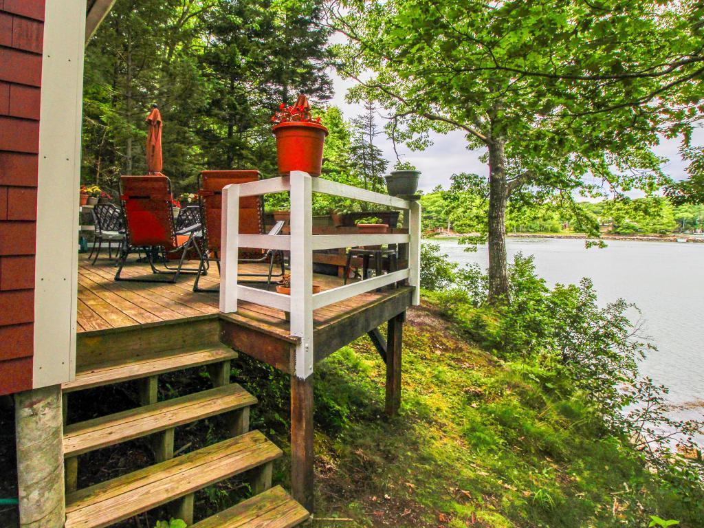 Cabin On The Shore - thumb 14