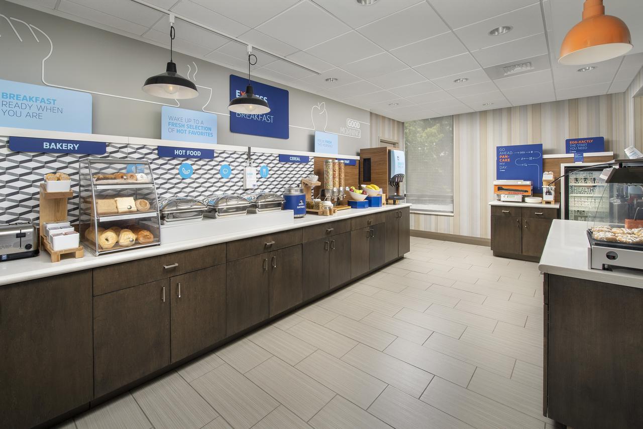 Holiday Inn Express Boston North-Woburn - thumb 29