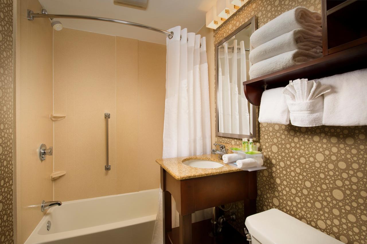 Holiday Inn Express Boston North-Woburn - thumb 5