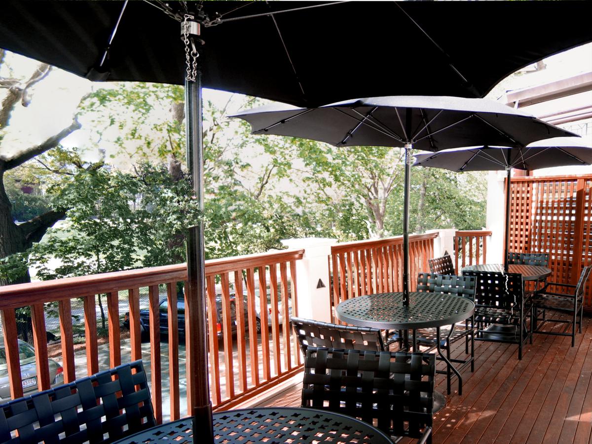 Longwood Inn - thumb 4