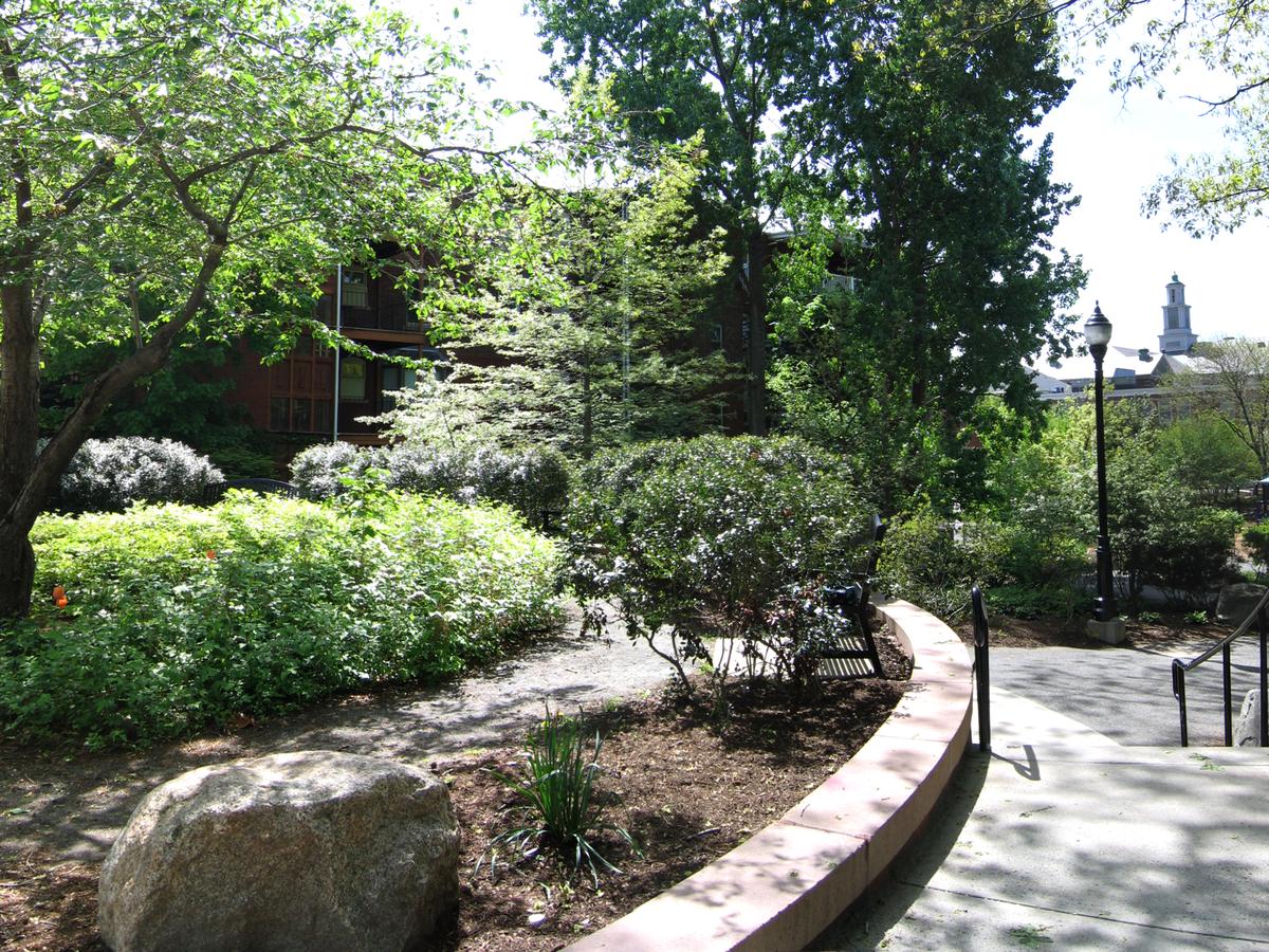 Longwood Inn - thumb 5