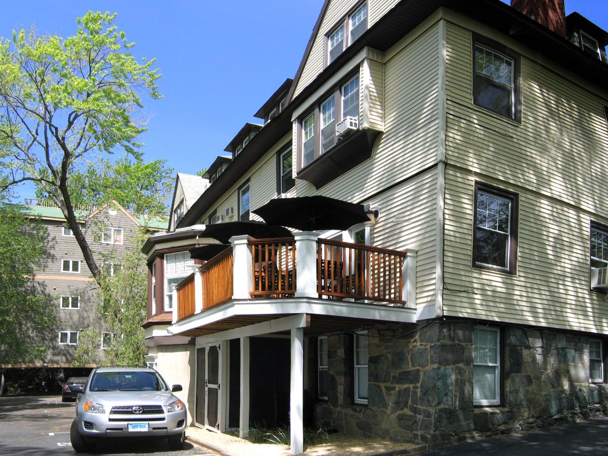Longwood Inn - thumb 14