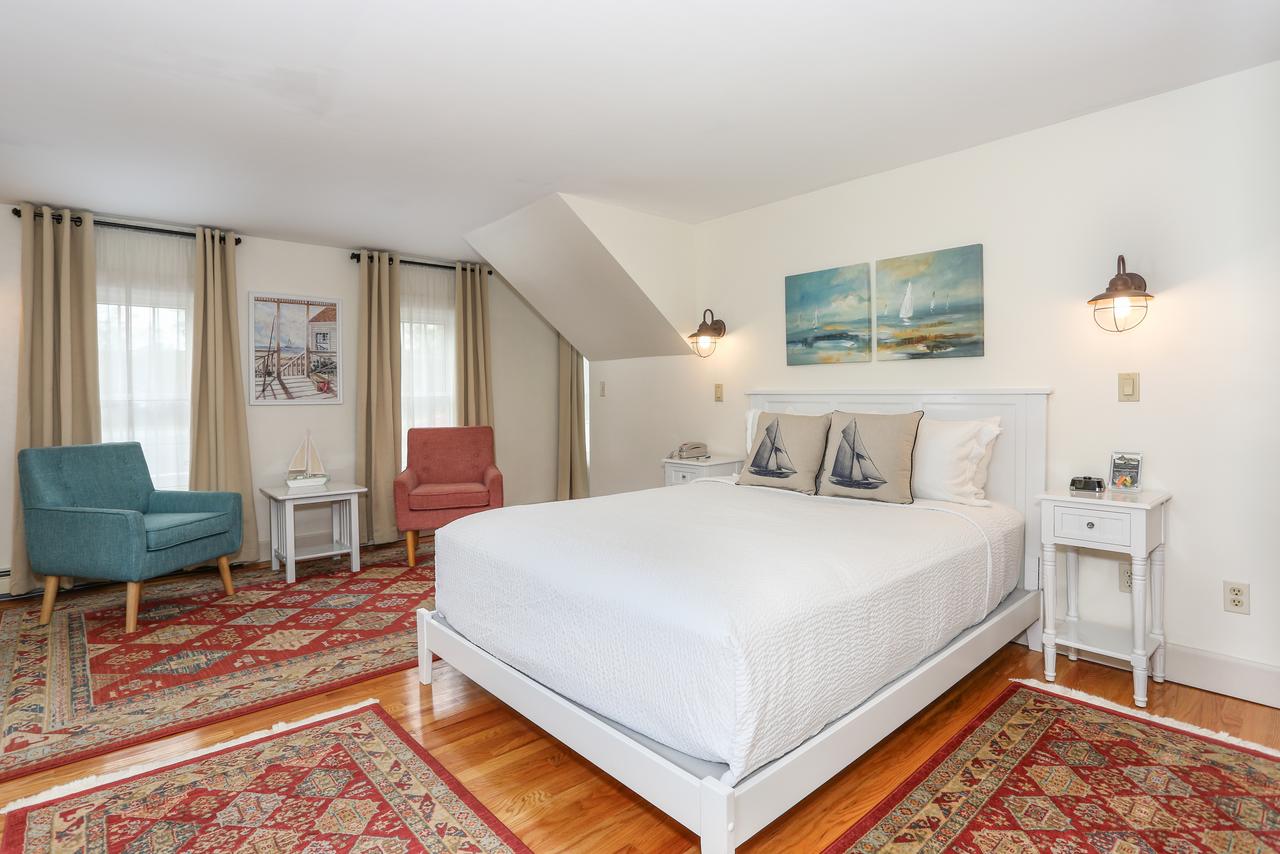 Eagle Wing Inn - Cape Cod - thumb 1