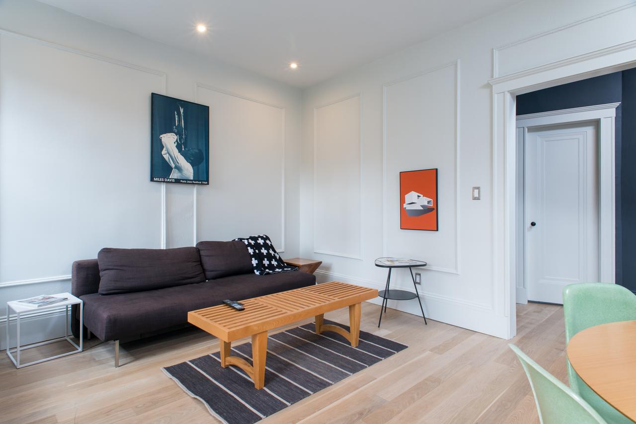 Spacious, Modern Bedroom - thumb 10