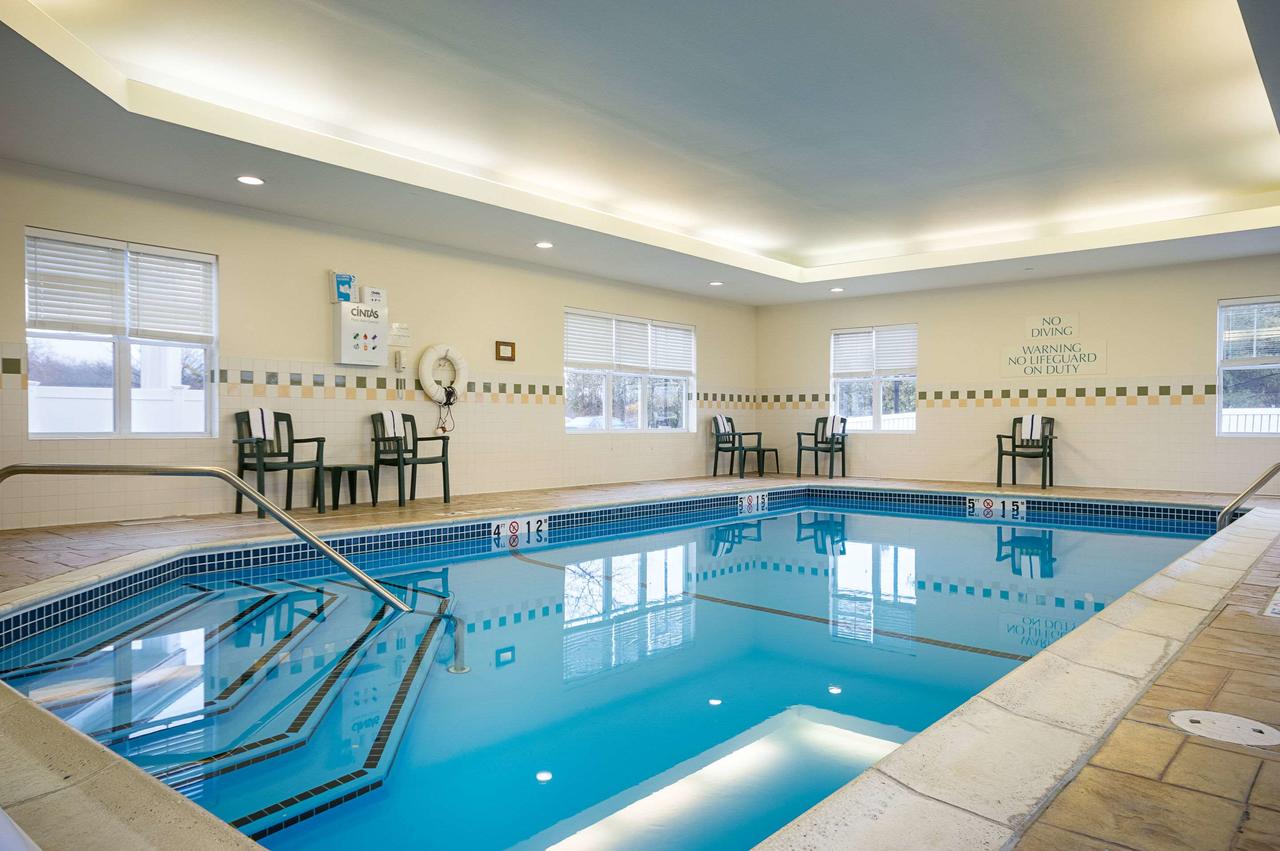 Econo Lodge Hadley Near University - thumb 33