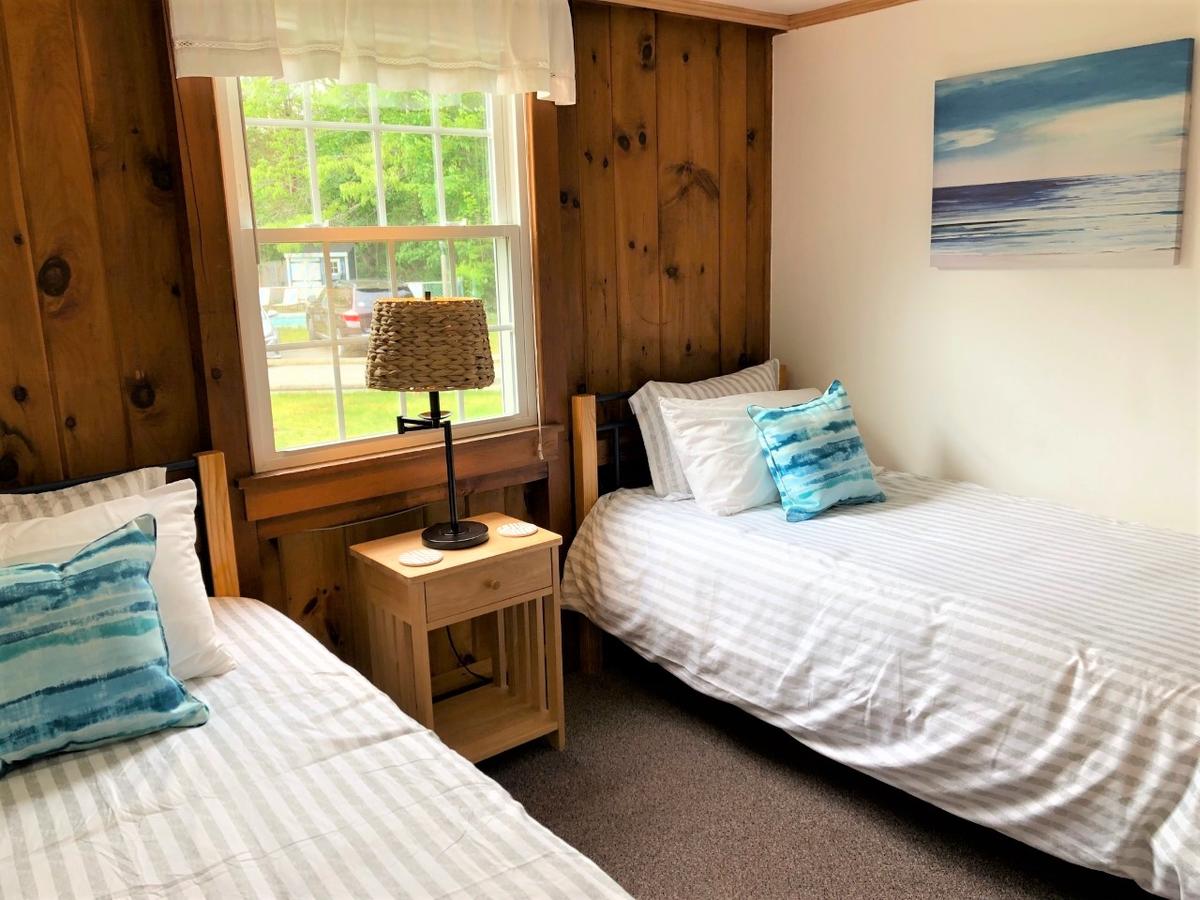 Cove Bluffs Guest Rooms & Suites - thumb 12