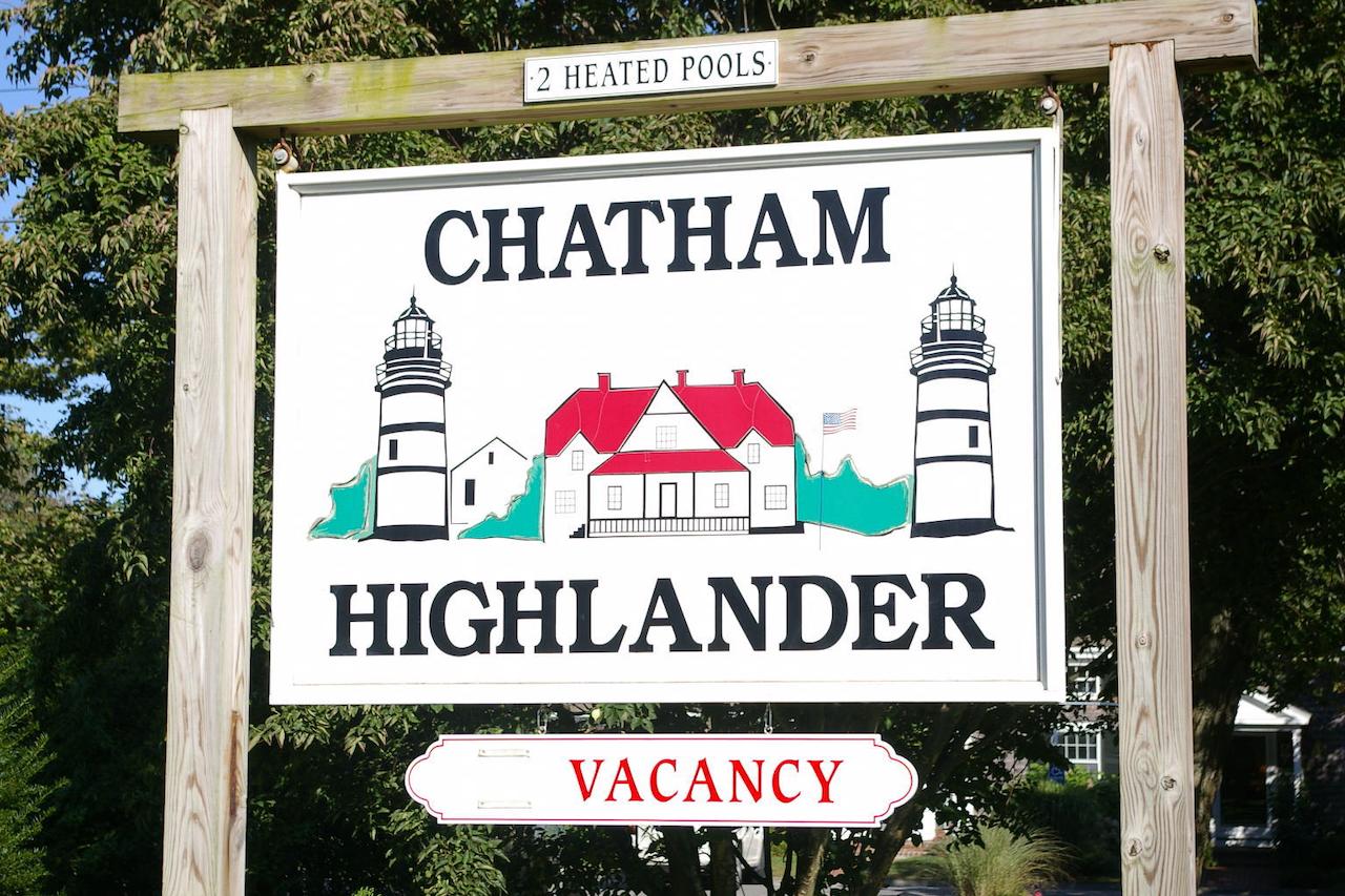 Chatham Highlander Motel - thumb 39