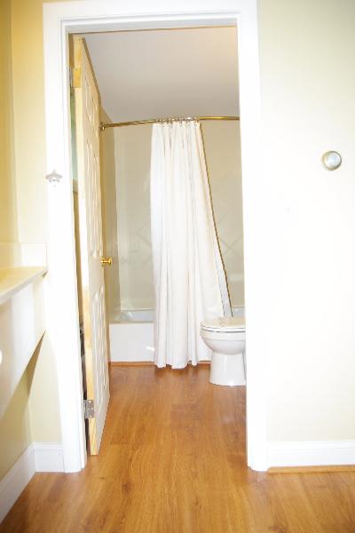 Chatham Highlander Motel - thumb 19
