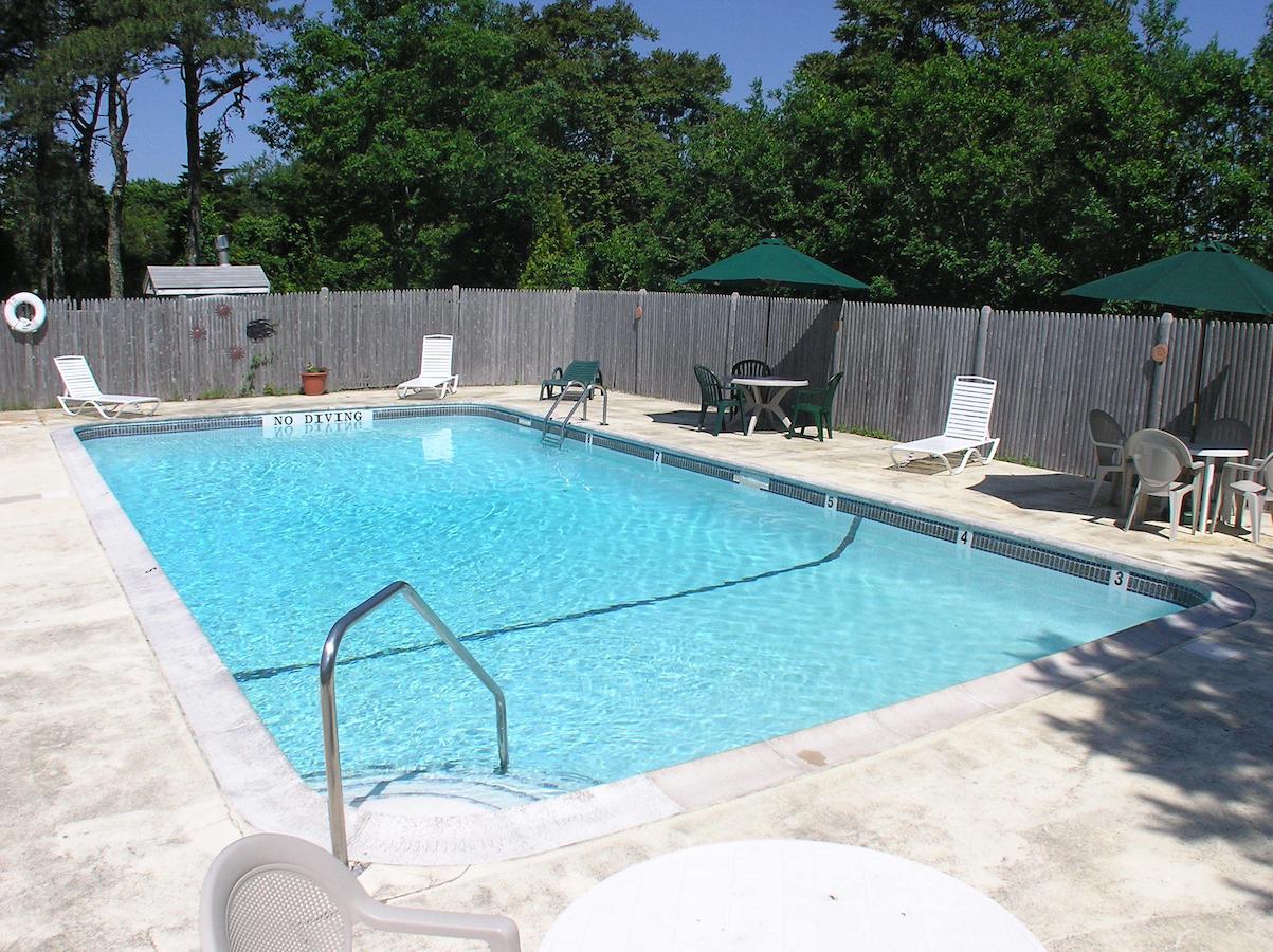 Chatham Highlander Motel - thumb 7