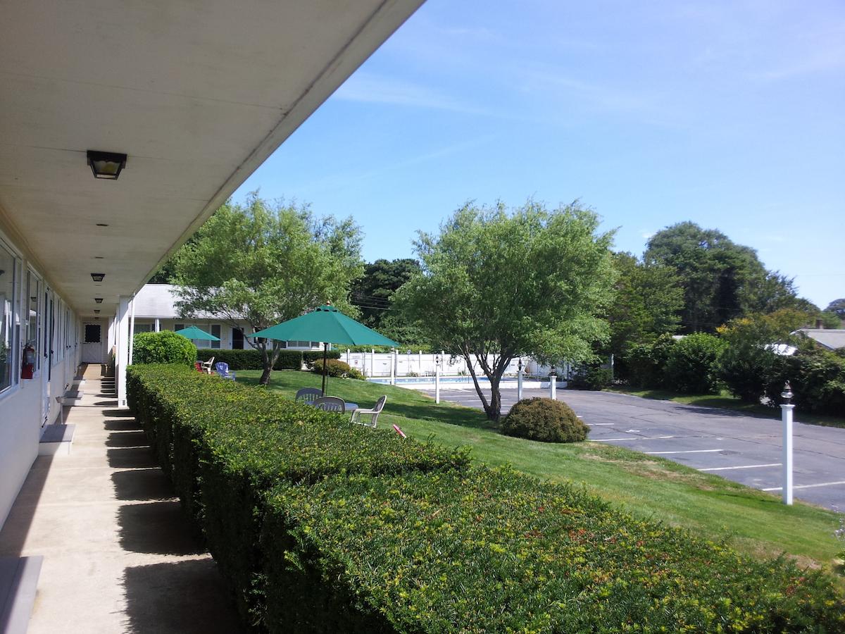Chatham Highlander Motel - thumb 31