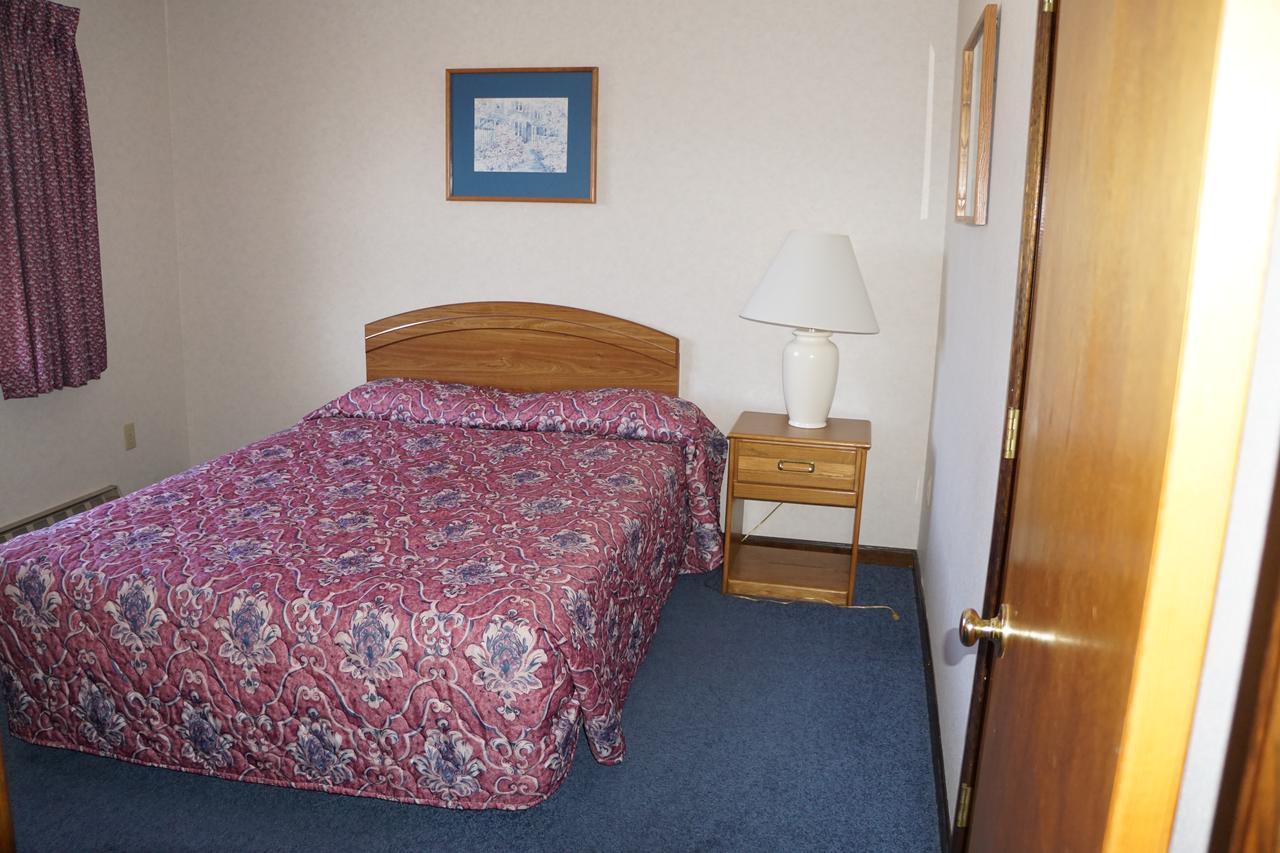 Economy Lodge - thumb 11