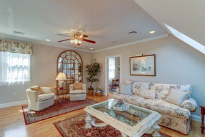 Couple's Paradise By The Sea