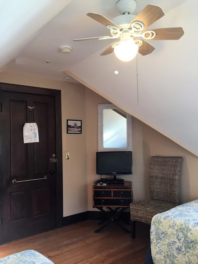 Inn At The Oaks - thumb 14