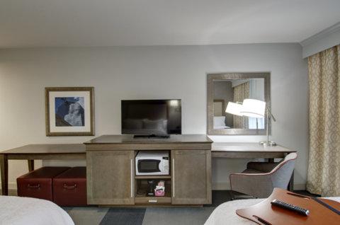 Hampton Inn & Suites Springfield Downtown - thumb 17