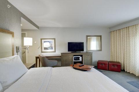 Hampton Inn & Suites Springfield Downtown - thumb 24