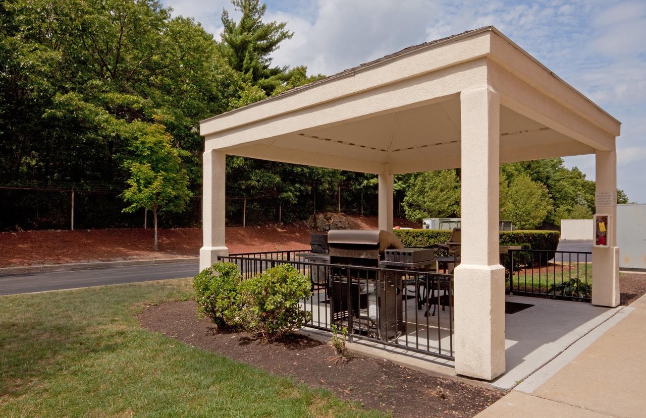 Candlewood Suites Boston-Braintree - thumb 6