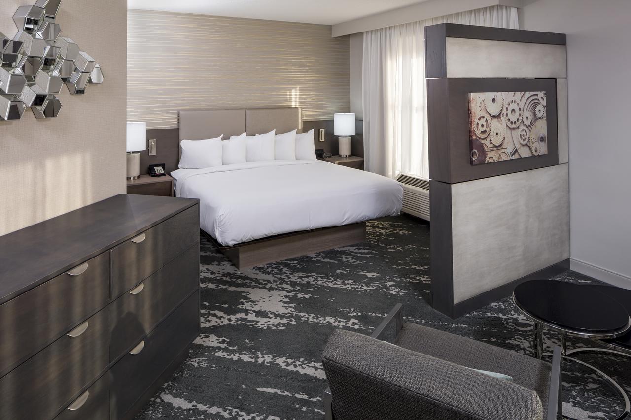 DoubleTree By Hilton Boston Logan Airport Chelsea - thumb 3