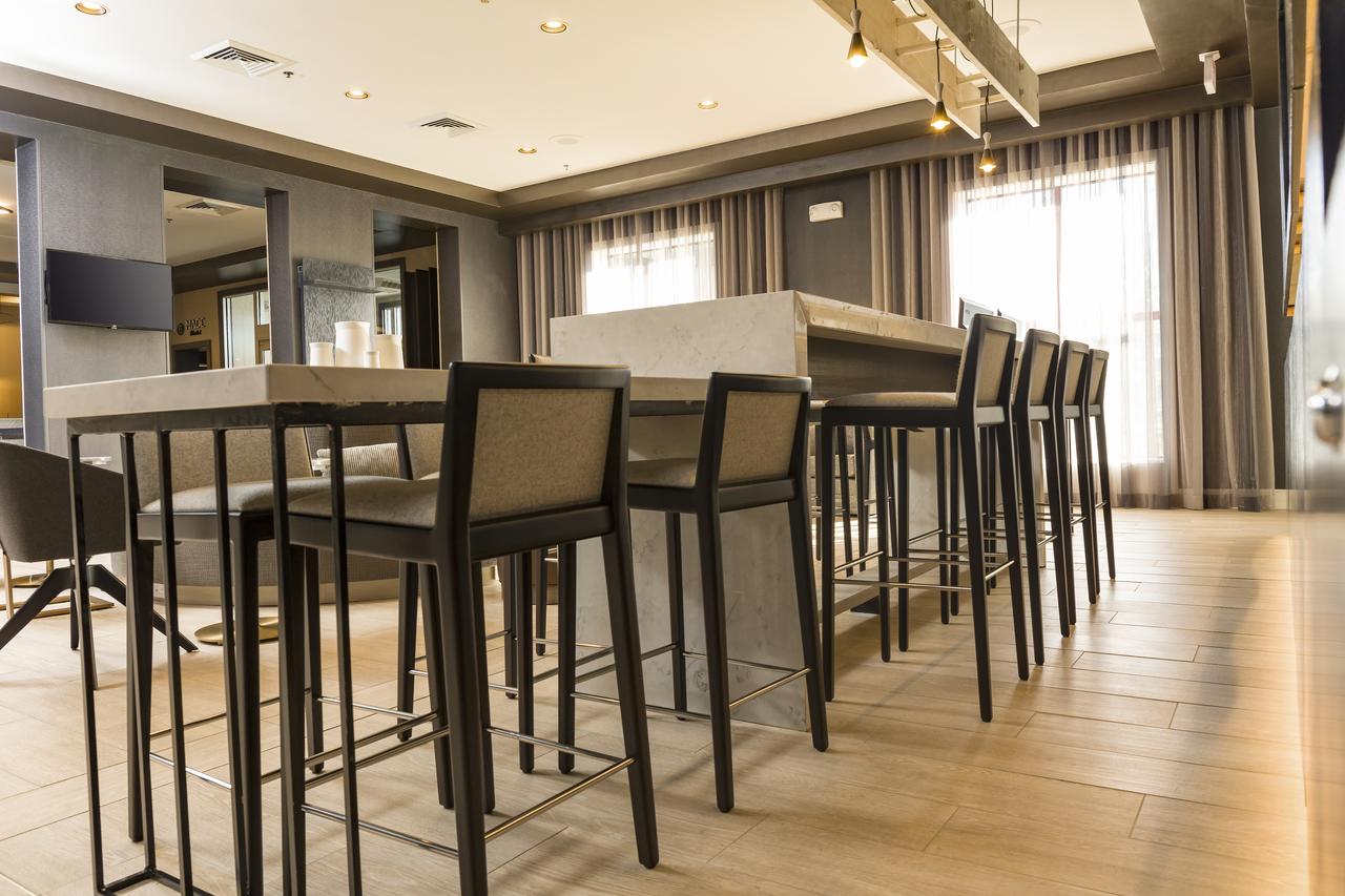 DoubleTree By Hilton Boston Logan Airport Chelsea - thumb 8