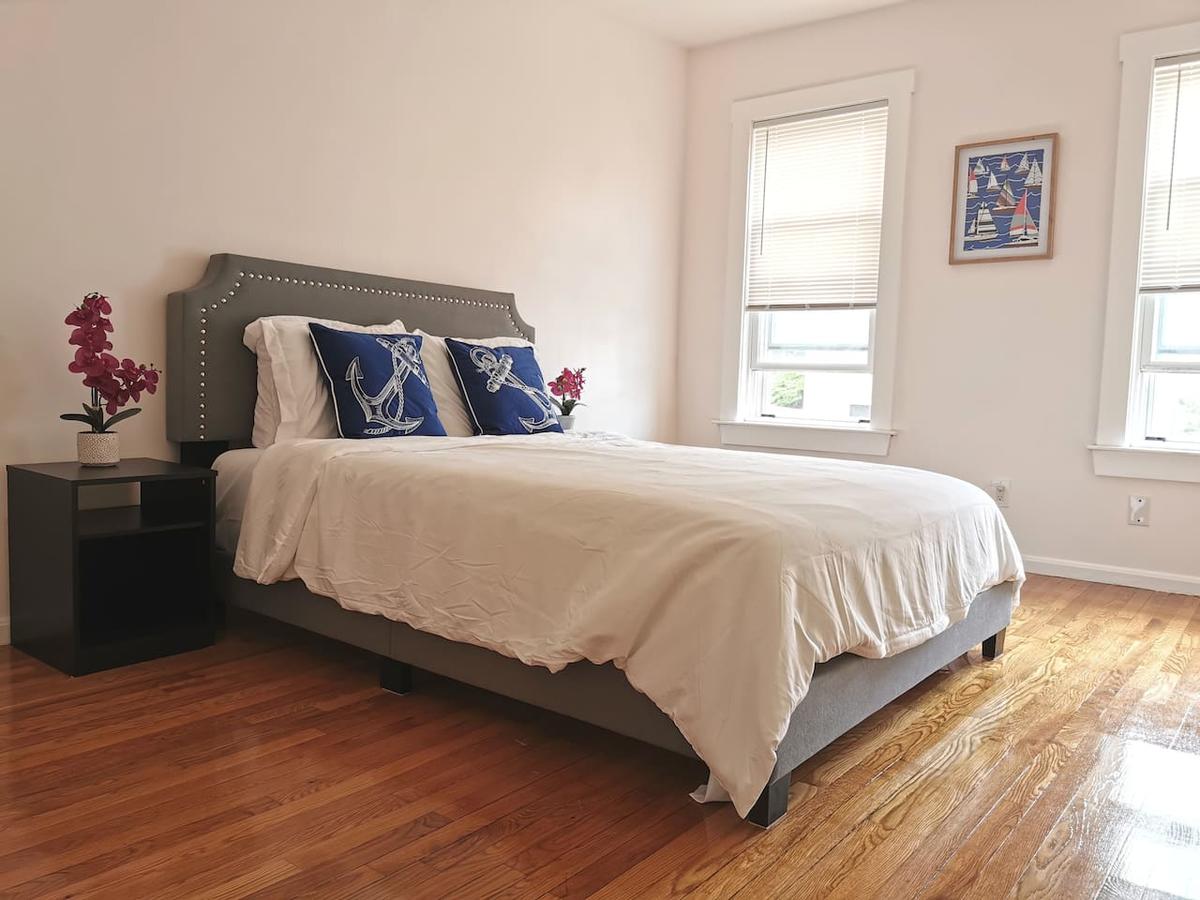 New 3bd Apt Walk To Airport/T Mins To DWTN/Casino - thumb 13