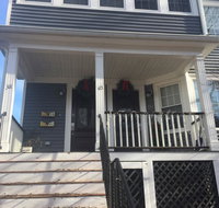 Convenience 2BR Condo W/Private Parking in Newton - Accommodation Massachusetts