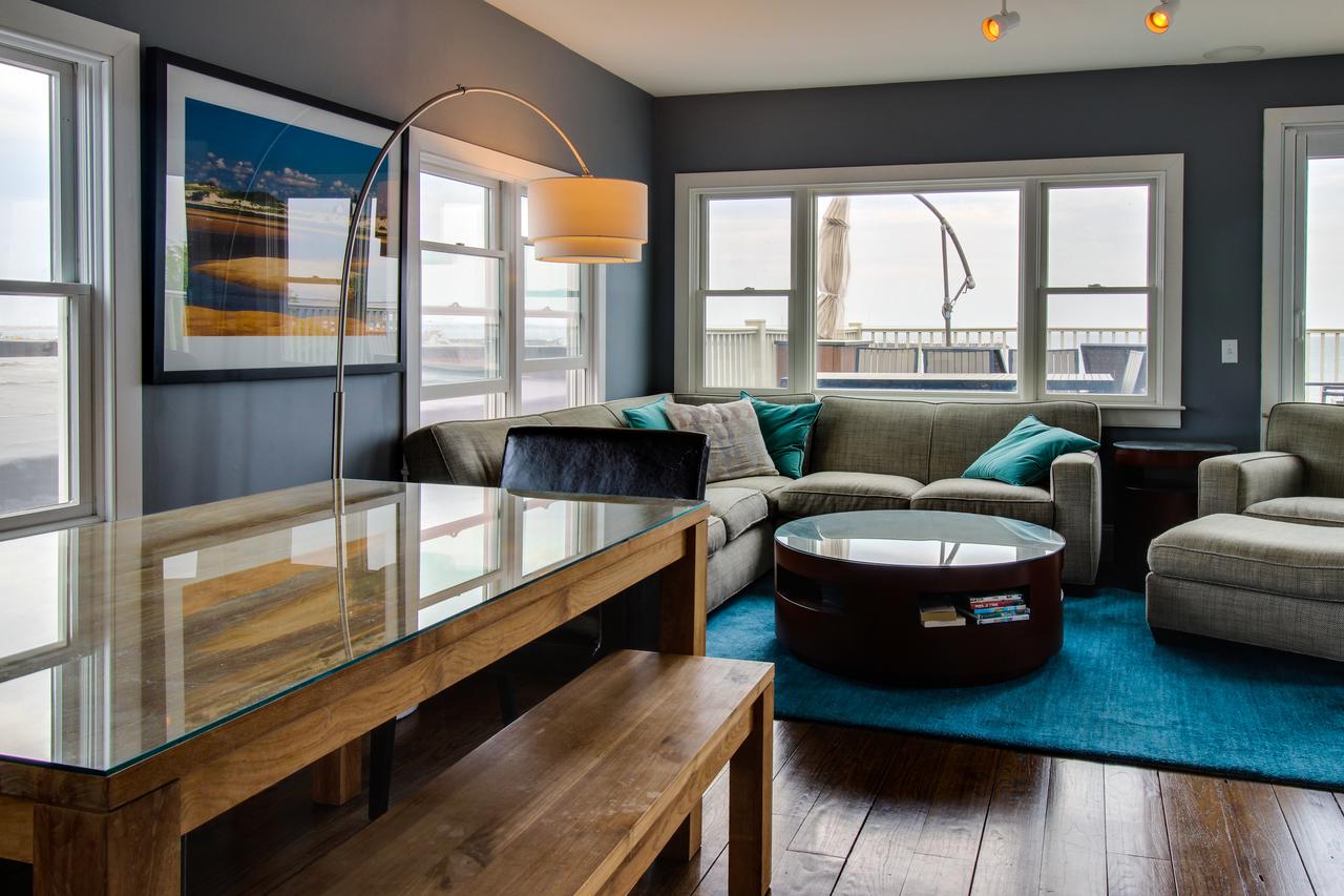 The Waterfront Penthouse - thumb 2
